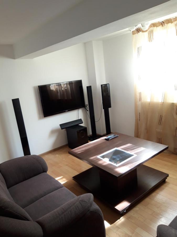 Papas Apartments Bucurestii Noi ภายนอก รูปภาพ