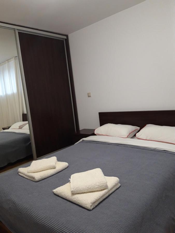 Papas Apartments Bucurestii Noi ภายนอก รูปภาพ